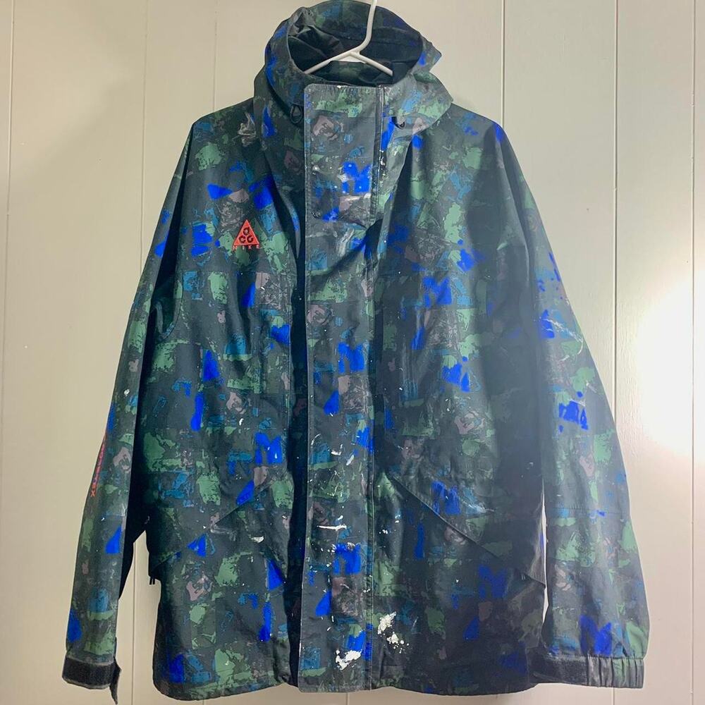 vintage Y2K 2000’s NIKE ACG GORE-TEX synthetic fill abstract rainproof jacket S